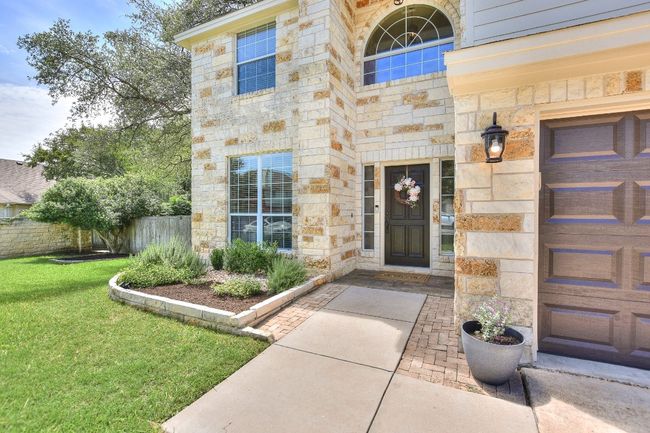 Front Entry | Image 4
