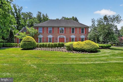 70 Hogan Ln, Ambler, PA, 19002-5237 | Card Image