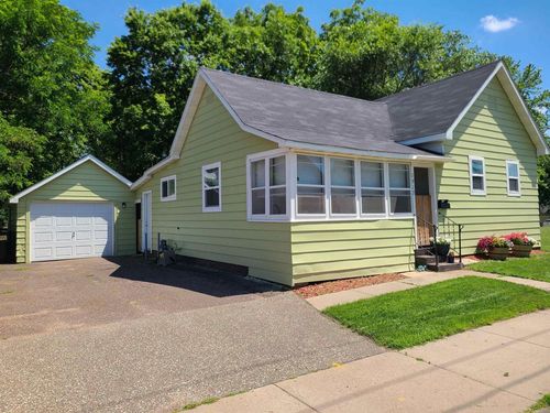1917 3rd St, Eau Claire, WI, 54703-5162 | Card Image