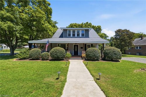 397 Wilkesboro St, Mocksville, NC, 27028-2325 | Card Image