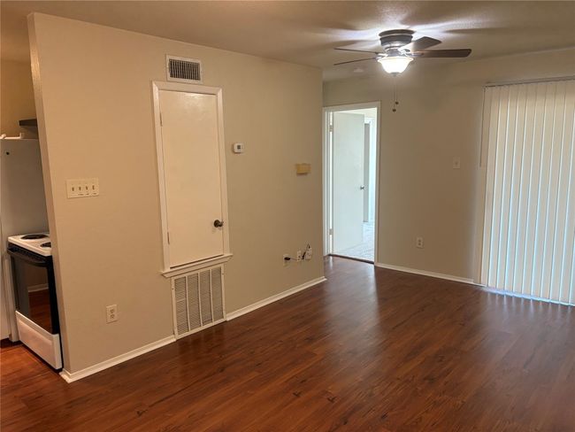 APT-104 - 1514 Parker Ln, Condo with 1 bedrooms, 1 bathrooms and 2 parking in Austin TX | Image 4