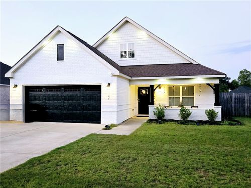 145 Quail Run Ave, SMITHS STATION, AL, 36877-2796 | Card Image