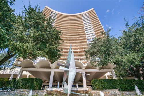 c250-6211 W Northwest Hwy, Dallas, TX, 75225-3478 | Card Image