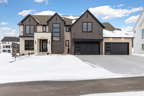 16504 47th Pl N, Plymouth, MN, 55446-6005 | Card Image