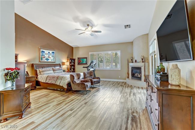 5434 Pendini Point Ct, House other with 3 bedrooms, 3 bathrooms and null parking in Las Vegas NV | Image 20