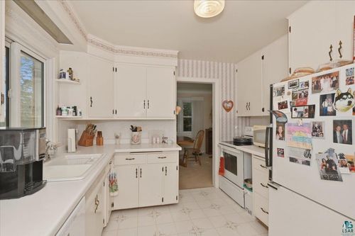 426 Ridgewood Rd, Duluth, MN, 55804-1853 | Card Image