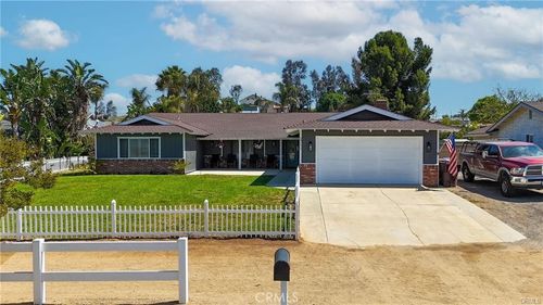 3711 Alhambra St, Norco, CA, 92860-1115 | Card Image