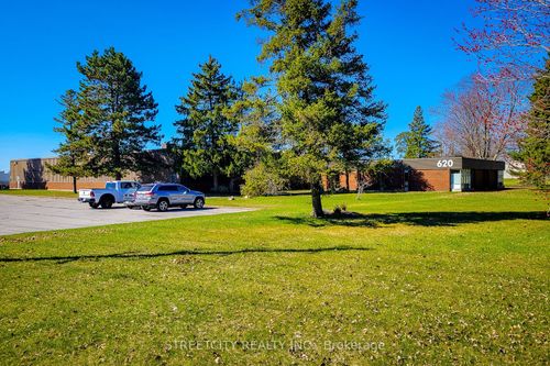 620 Ireland Rd, Simcoe, ON, N3Y4K2 | Card Image