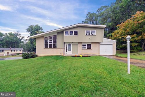 102 Olympia Dr, CLAYMONT, DE, 19703-1312 | Card Image