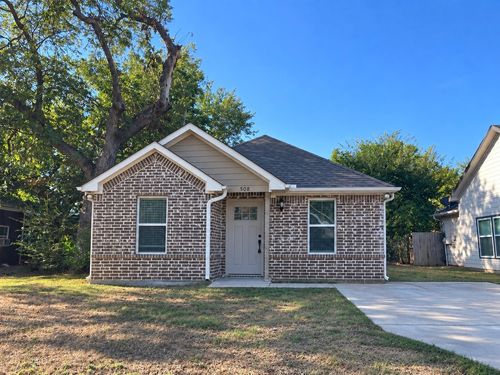 508 W Hull St, Denison, TX, 75020-5025 | Card Image