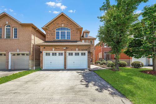 2365 Bankside Dr, Mississauga, ON, L5M6E3 | Card Image