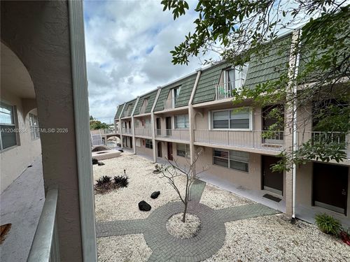 32-1100 Se 4th Ave, Deerfield Beach, FL, 33441-6988 | Card Image