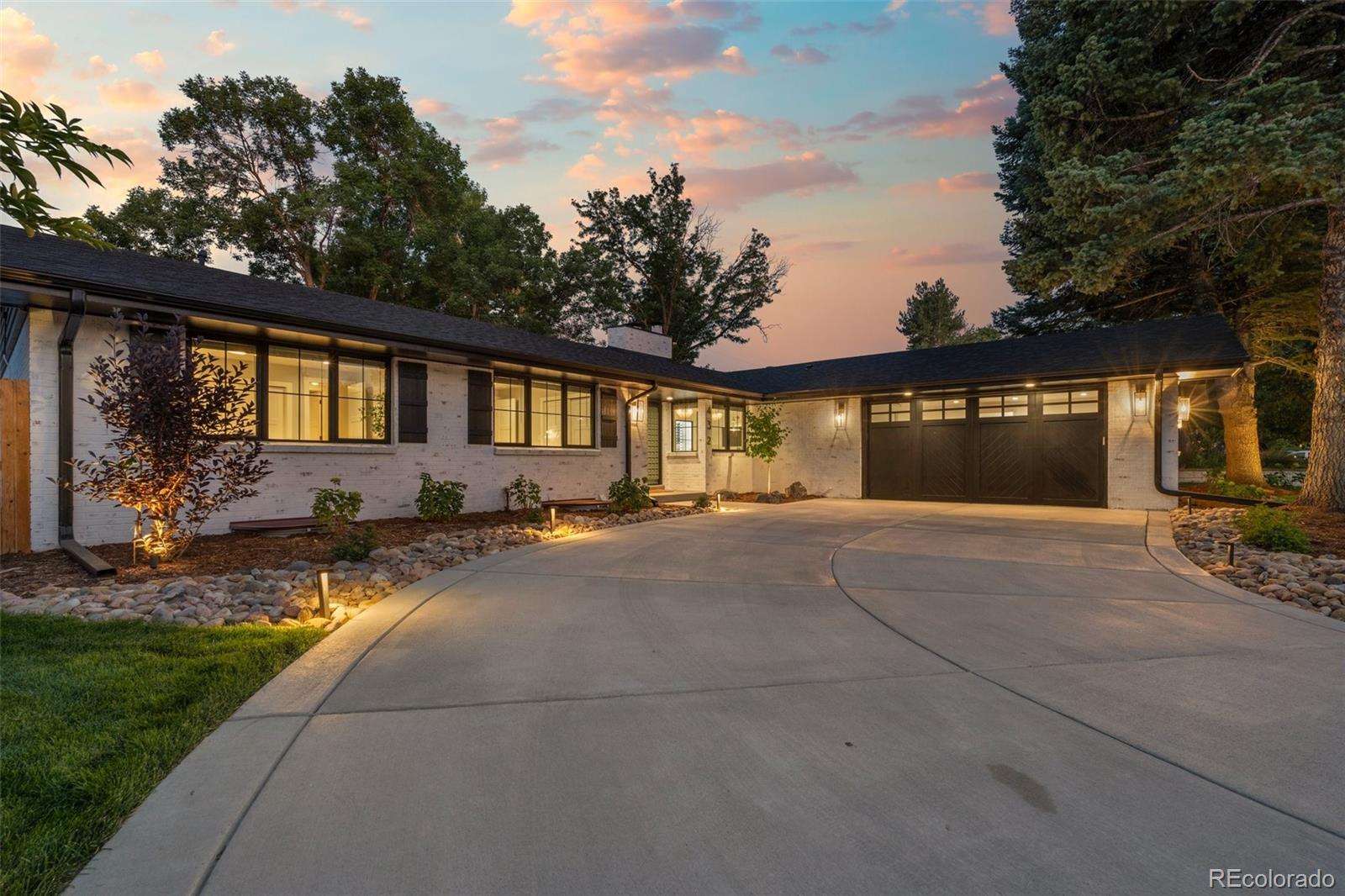 Leyden St, Denver, CO 80220