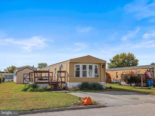 215 Chesapeake Est, THOMASVILLE, PA, 17364-9665 | Card Image