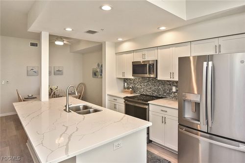 apt-226-8096 Queen Palm Ln, FORT MYERS, FL, 33966-6449 | Card Image