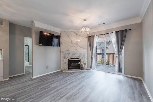 unit-5403-1581 Spring Gate Dr, MCLEAN, VA, 22102-3442 | Card Image