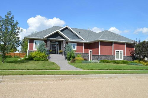 5502 50 Ave, Killam, AB, T0B2L0 | Card Image