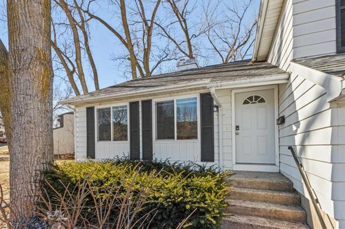 1302 N Gammon Road, Middleton, WI, 53562 | Card Image