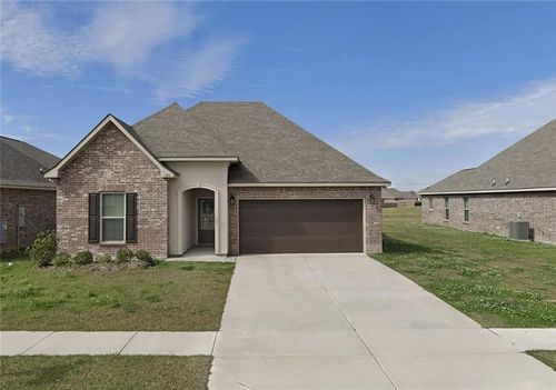 120 Sugar Crest Dr, Youngsville, LA, 70592-1026 | Card Image