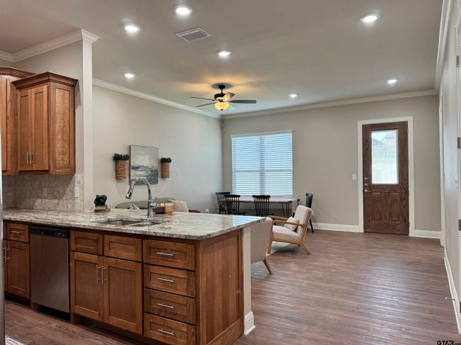 9149 Cr 273   115, Townhouse with 2 bedrooms, 2 bathrooms and null parking in Tyler TX | Image 8
