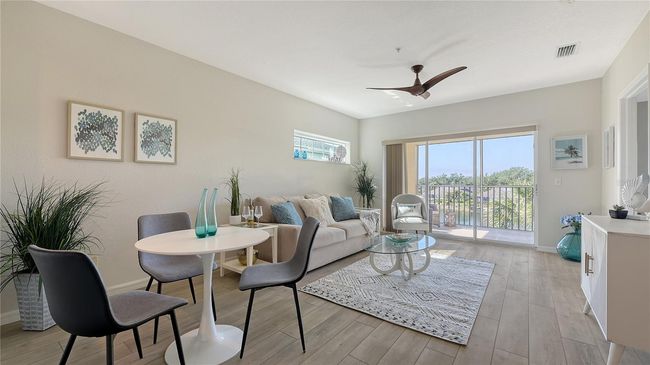 UNIT-305 - 19325 Water Oak Dr, Condo with 2 bedrooms, 1 bathrooms and null parking in PORT CHARLOTTE FL | Image 4