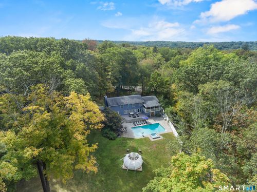 205 Weston Rd, Weston, CT, 06883-2120 | Card Image