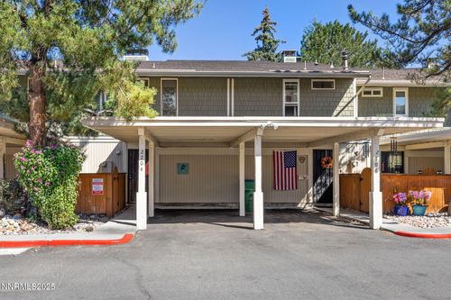 2704 Eastshore Pl, Reno, NV, 89509-4318 | Card Image