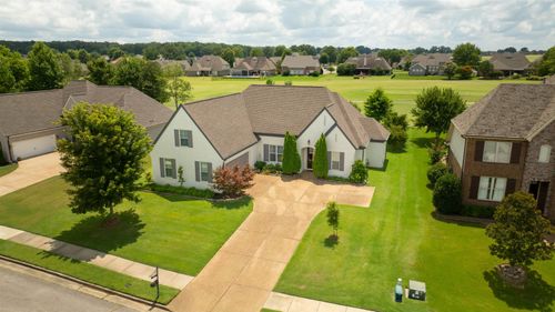 210 Links View Dr, Oakland, TN, 38060-5363 | Card Image