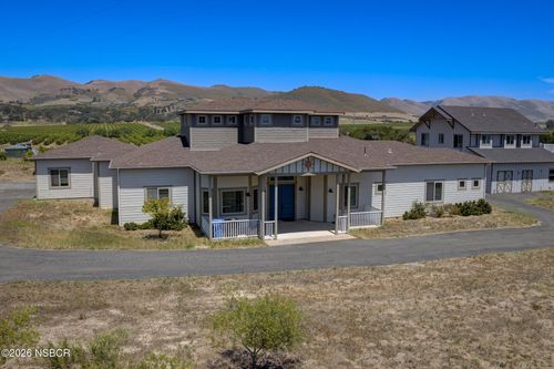 140 Rim Rock Rd, Nipomo, CA, 93444-9466 | Card Image