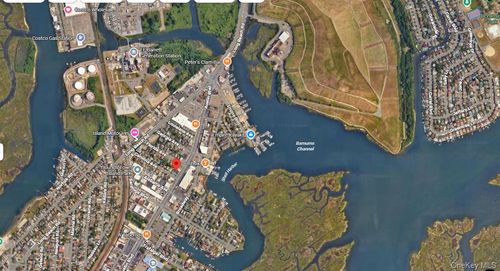 4032 Austin Blvd, Island Park, NY, 11558-1227 | Card Image