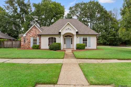 9255 Worthington Lake Ave, Baton Rouge, LA, 70810-2727 | Card Image