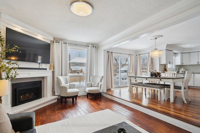 890 Royal Orchard Dr, House other with 4 bedrooms, 4 bathrooms and 4 parking in Oshawa ON | Image 19