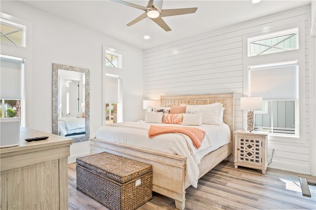 288 Hide Away Dr, House other with 5 bedrooms, 6 bathrooms and 2 parking in Port Aransas TX | Image 5
