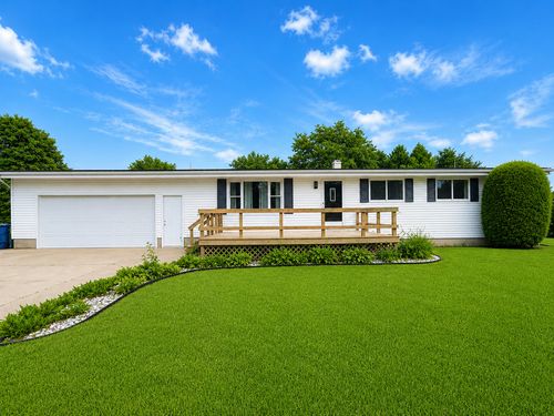 3 Chapel Ct, Andover, IL, 61233-1206 | Card Image