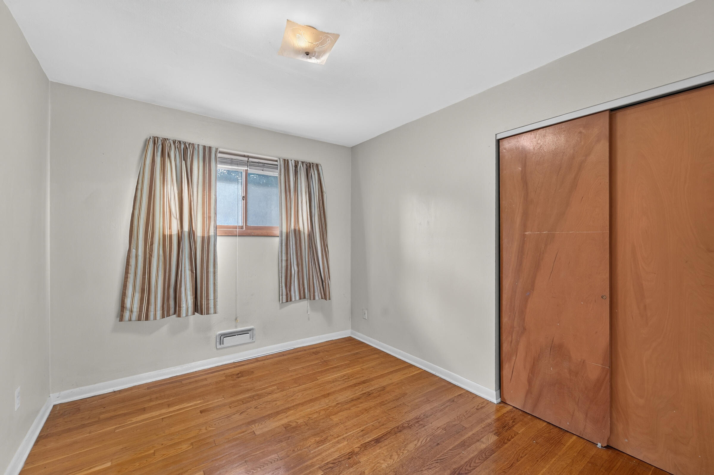 Residential in Caledonia 5
