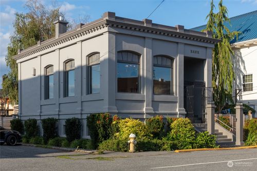18601 Main St, Conway, WA, 98238-7000 | Card Image
