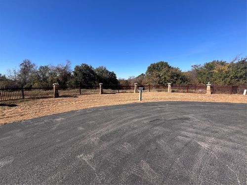 4213 Silver Mesa Ln, Fort Worth, TX, 76108-9388 | Card Image