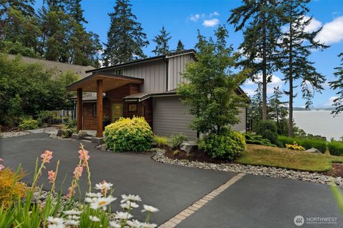 176 Brick Kiln Rd, Fox Island, WA, 98333-9708 | Card Image