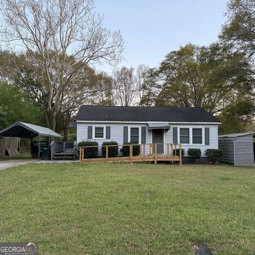 215 Murray Ave, Hartwell, GA, 30643-2084 | Card Image