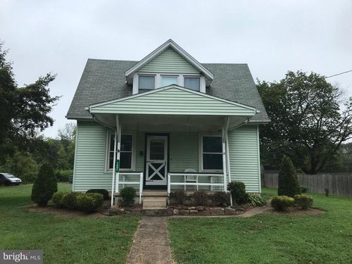 1091 Ben Franklin Hwy E, DOUGLASSVILLE, PA, 19518-1800 | Card Image