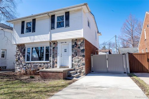 1850 21st St, Wyandotte, MI, 48192-3527 | Card Image