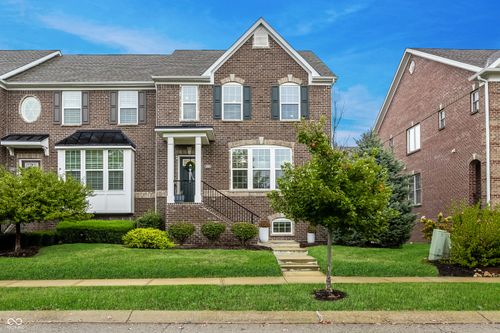 13616 Whitten Dr N, Fishers, IN, 46037-6285 | Card Image