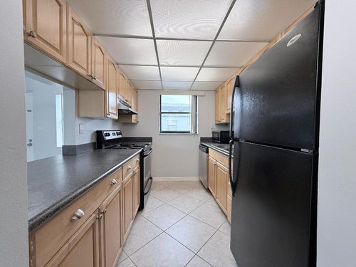 404-1720 N Congress Ave, West Palm Beach, FL, 33401-1613 | Card Image