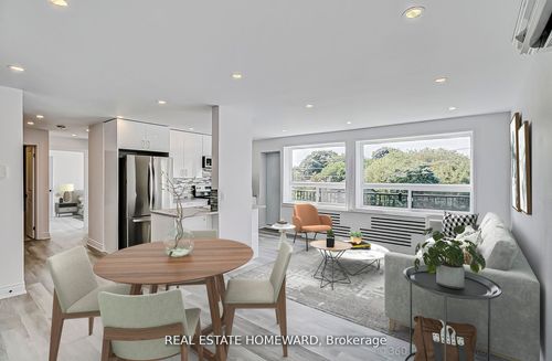 4-419 Woodbine Ave, Toronto, ON, M4L3P7 | Card Image