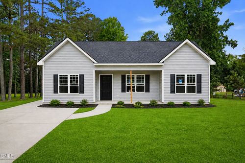 1126 Aquilla Rd, Benson, NC, 27504-6165 | Card Image