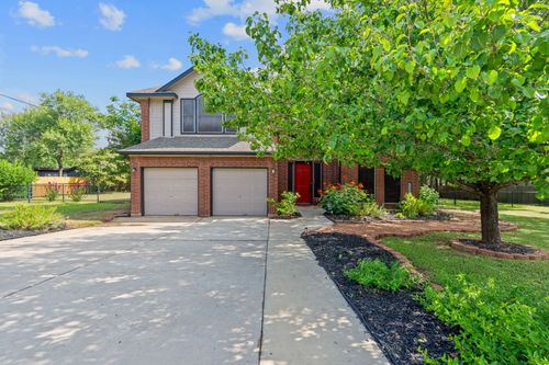 222 Primrose Dr, Kyle, TX, 78640-8848 | Card Image