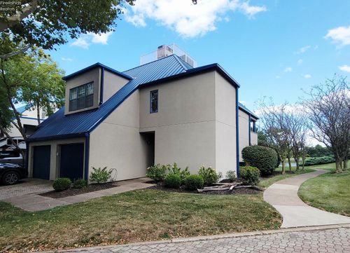 h-4475 Marin Hbr, Port Clinton, OH, 43452-3021 | Card Image