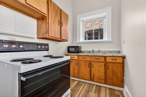 a-335 King Street, Charleston, SC, 29401 | Card Image