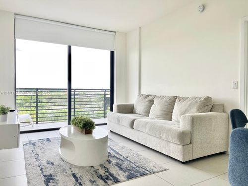 unit-705-5350 84th Ave, Doral, FL, 33166-3346 | Card Image