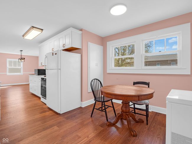 87 S 10 Th Ave, House other with 3 bedrooms, 2 bathrooms and null parking in Beech Grove IN | Image 11